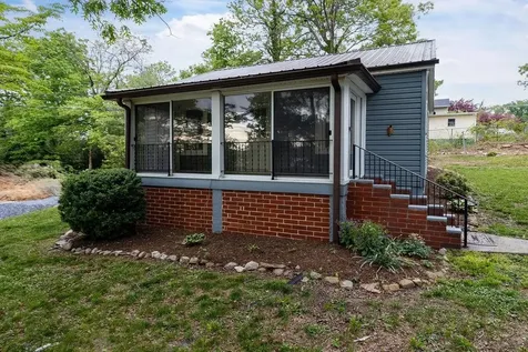 837 Faber Avenue Waynesboro VA 22980