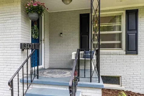 1301 D Street Waynesboro VA 22980