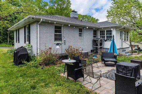 1301 D Street Waynesboro VA 22980