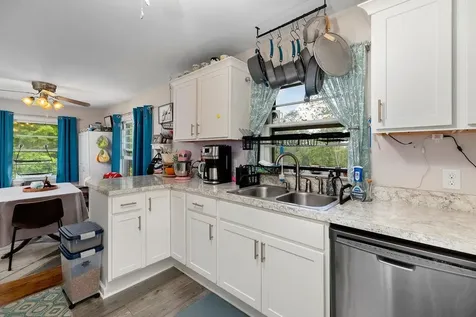 1301 D Street Waynesboro VA 22980