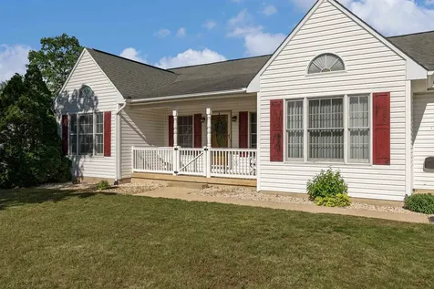 138 Arrowhead Lane Stuarts Draft VA 24477