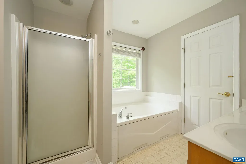 2364 Chesterfield Court N Charlottesville VA 22911