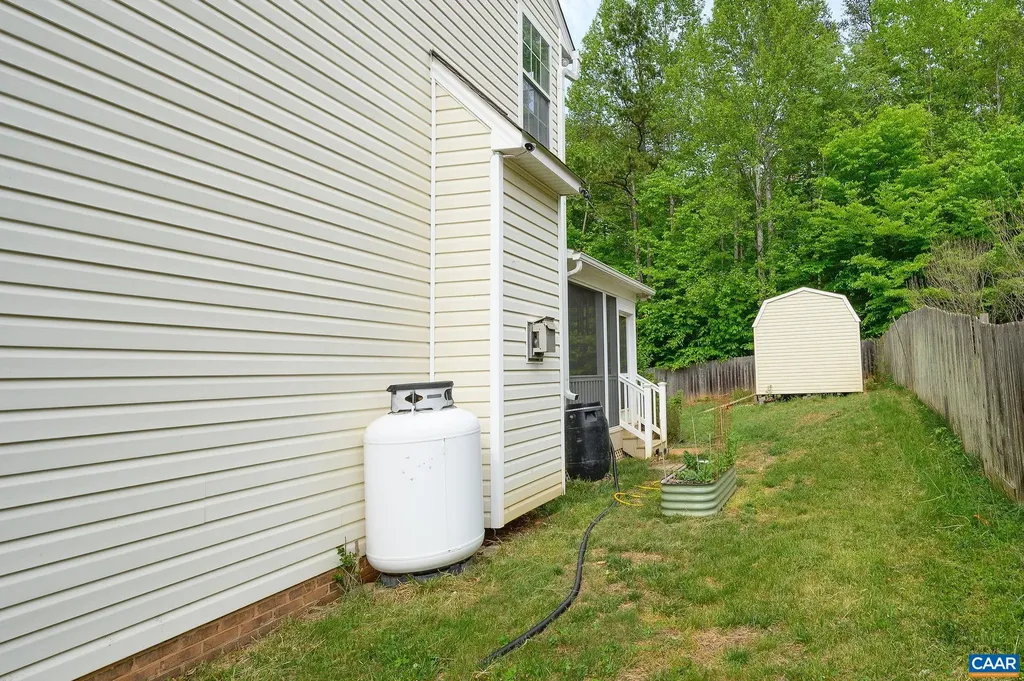 2364 Chesterfield Court N Charlottesville VA 22911