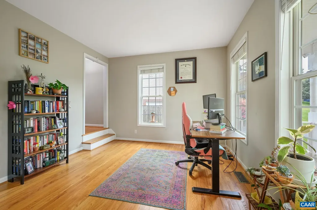 2364 Chesterfield Court N Charlottesville VA 22911