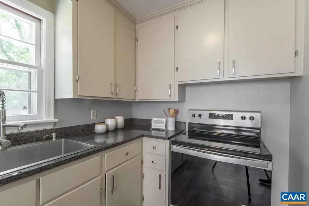 238 Old Lynchburg Road Charlottesville VA 22903