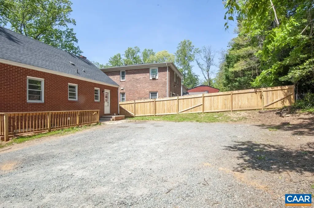 238 Old Lynchburg Road Charlottesville VA 22903