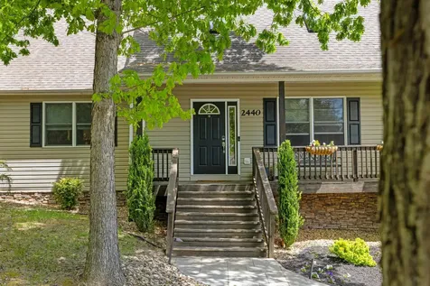 2440 Mountain Drive Mcgaheysville VA 22840