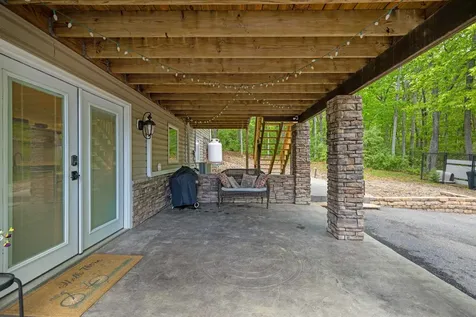 2440 Mountain Drive Mcgaheysville VA 22840
