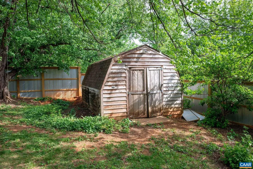 5575 Jamestown Road Crozet VA 22932