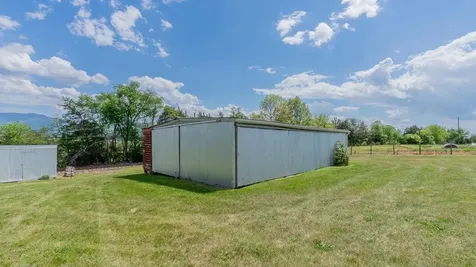 909 Mill Creek Road Luray VA 22835