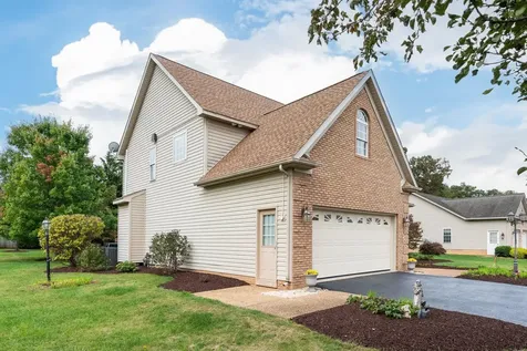 116 Buckingham Place Waynesboro VA 22980