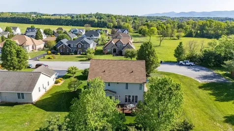 116 Buckingham Place Waynesboro VA 22980