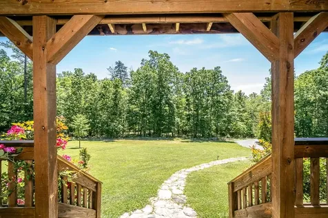 2461 Resort Drive Mcgaheysville VA 22840