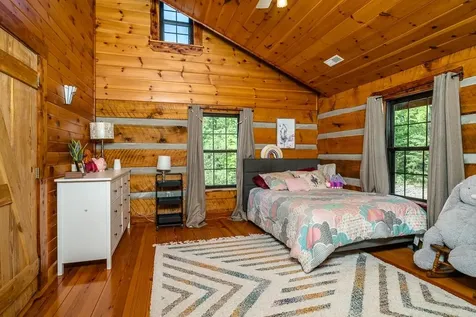 2461 Resort Drive Mcgaheysville VA 22840