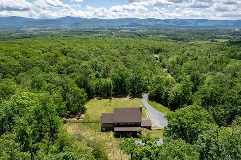 2461 Resort Drive Mcgaheysville VA 22840
