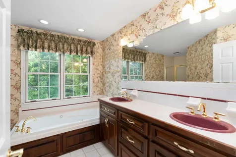82 Pheasant Run Waynesboro VA 22980