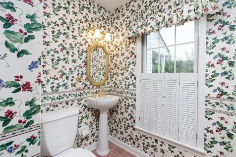 82 Pheasant Run Waynesboro VA 22980