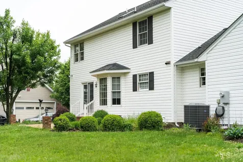 82 Pheasant Run Waynesboro VA 22980