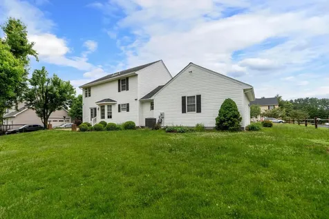 82 Pheasant Run Waynesboro VA 22980
