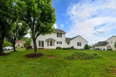 82 Pheasant Run Waynesboro VA 22980