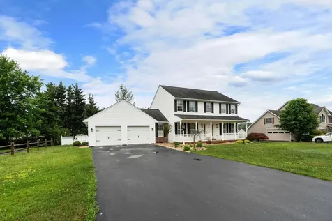 82 Pheasant Run Waynesboro VA 22980