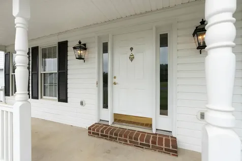 82 Pheasant Run Waynesboro VA 22980