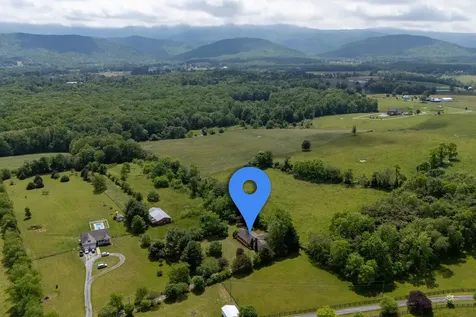 2810 Scenic Road Elkton VA 22827