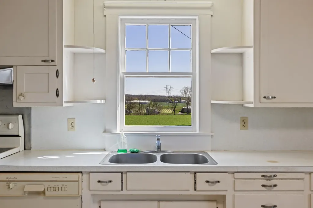 3599 Lumber Mill Road Dayton VA 22821