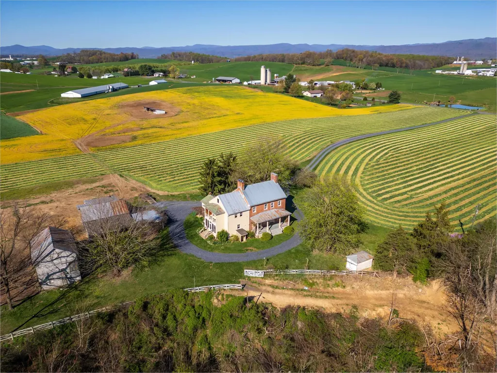 3599 Lumber Mill Road Dayton VA 22821