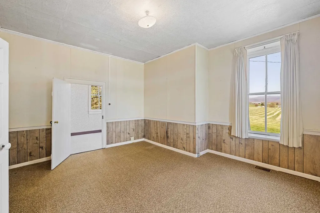 3599 Lumber Mill Road Dayton VA 22821