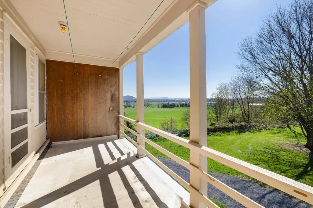 3599 Lumber Mill Road Dayton VA 22821