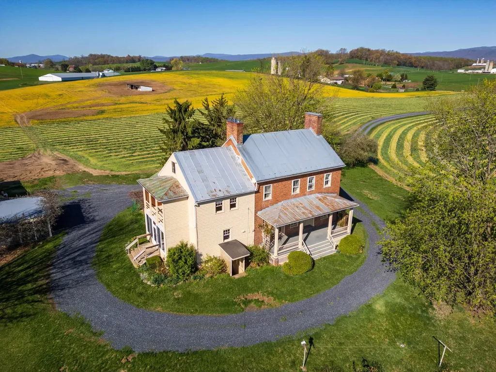 3599 Lumber Mill Road Dayton VA 22821