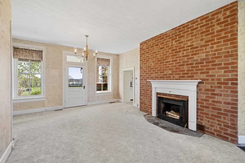 3599 Lumber Mill Road Dayton VA 22821