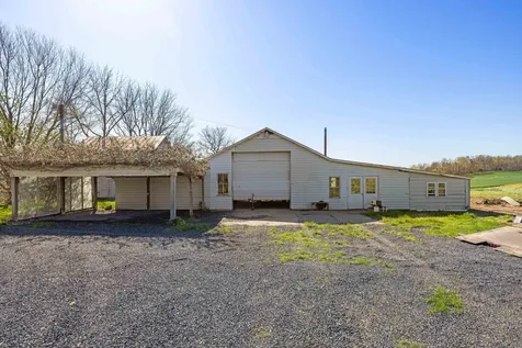 3599 Lumber Mill Road Dayton VA 22821