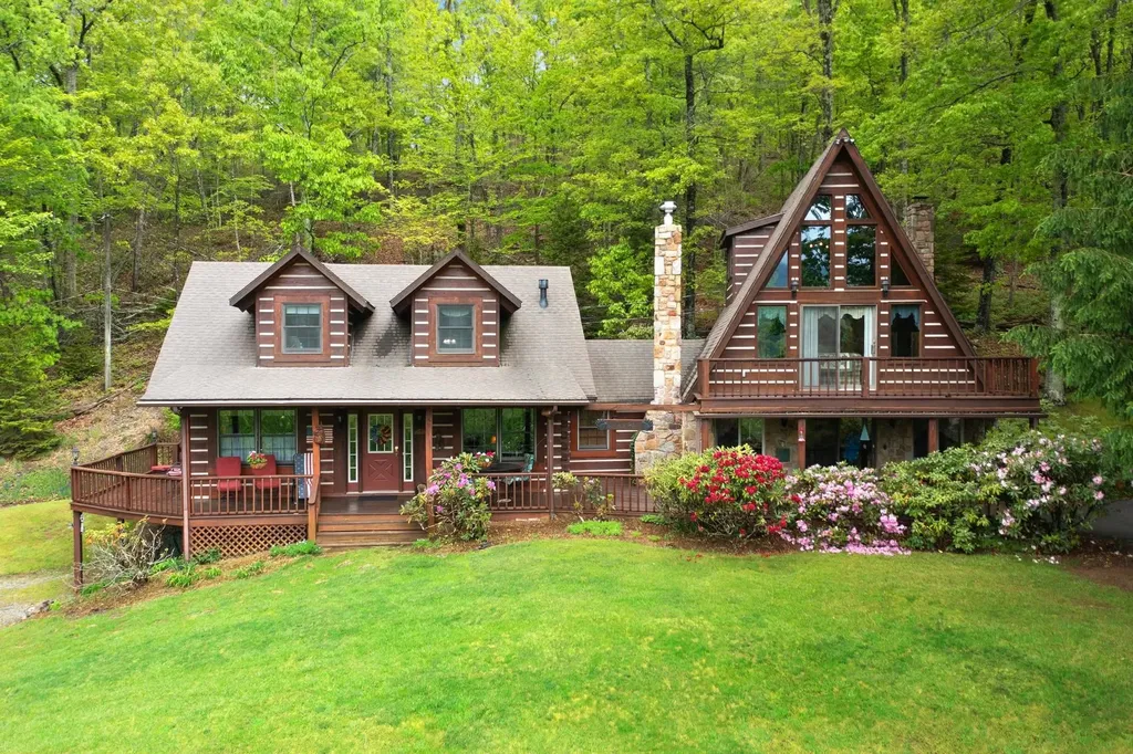 537 High Valley Drive N Monterey VA 24465