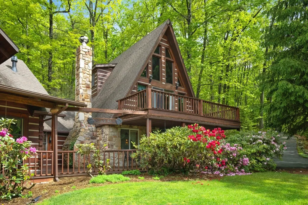 537 High Valley Drive N Monterey VA 24465