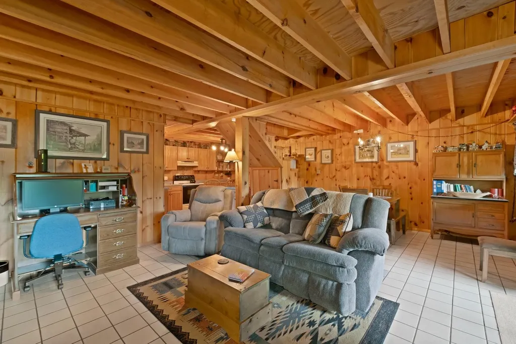 537 High Valley Drive N Monterey VA 24465