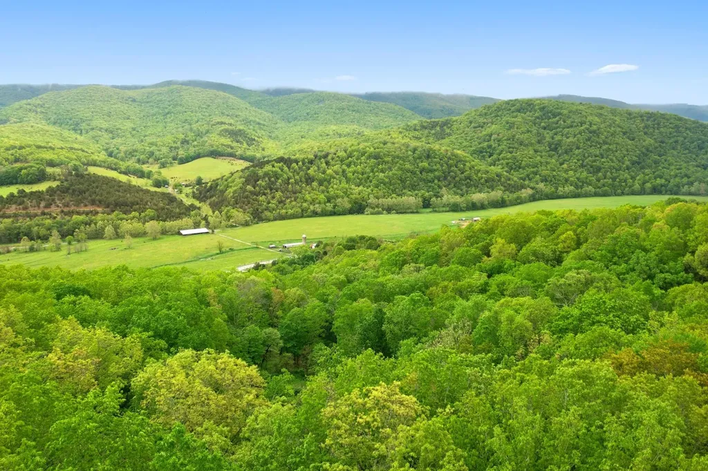 537 High Valley Drive N Monterey VA 24465