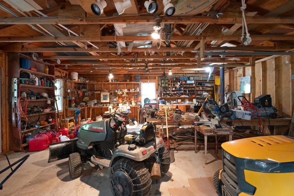 537 High Valley Drive N Monterey VA 24465