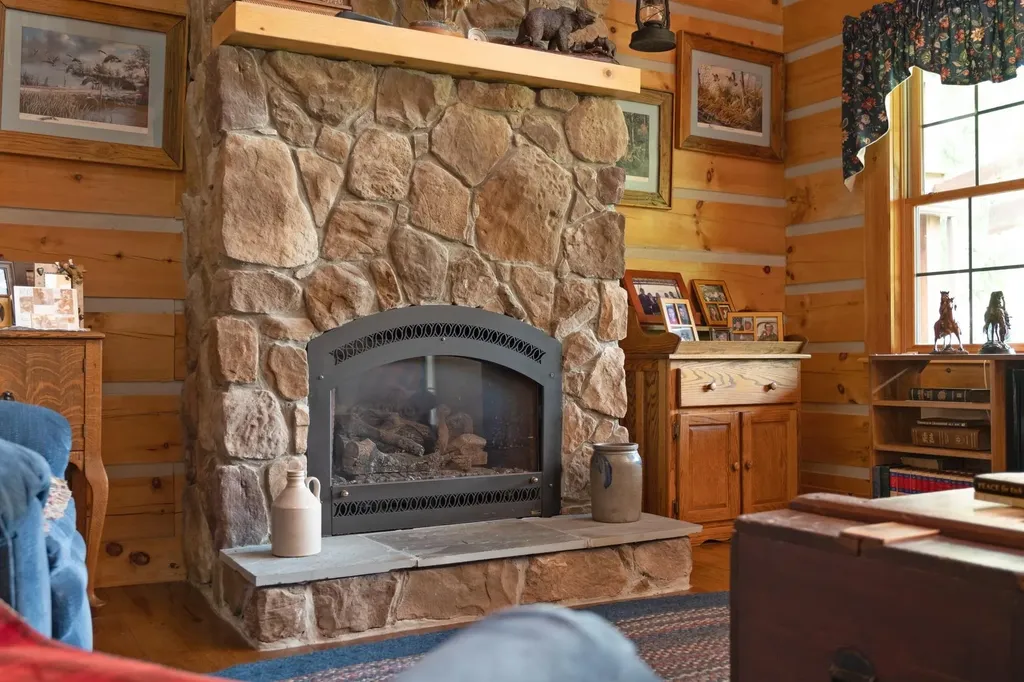 537 High Valley Drive N Monterey VA 24465