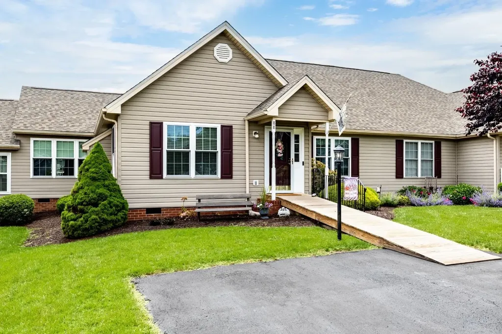 88 Ashleigh Drive Waynesboro VA 22980