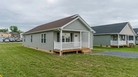 614 Second Street S Shenandoah VA 22849