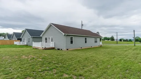 614 Second Street S Shenandoah VA 22849