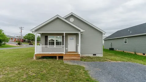 614 Second Street S Shenandoah VA 22849