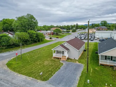 614 Second Street S Shenandoah VA 22849