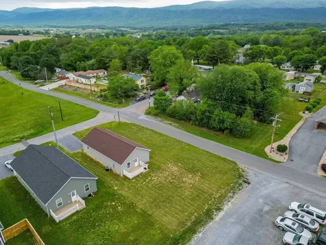 614 Second Street S Shenandoah VA 22849