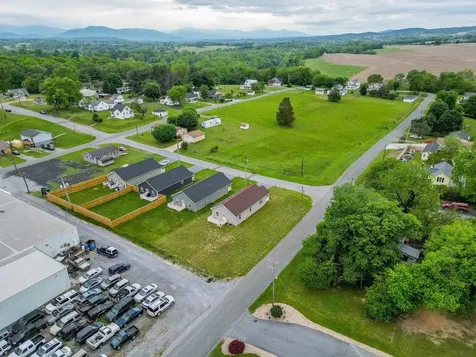 614 Second Street S Shenandoah VA 22849