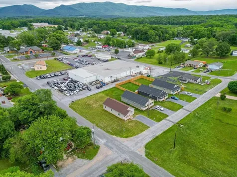 614 Second Street S Shenandoah VA 22849