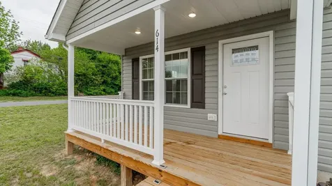 614 Second Street S Shenandoah VA 22849