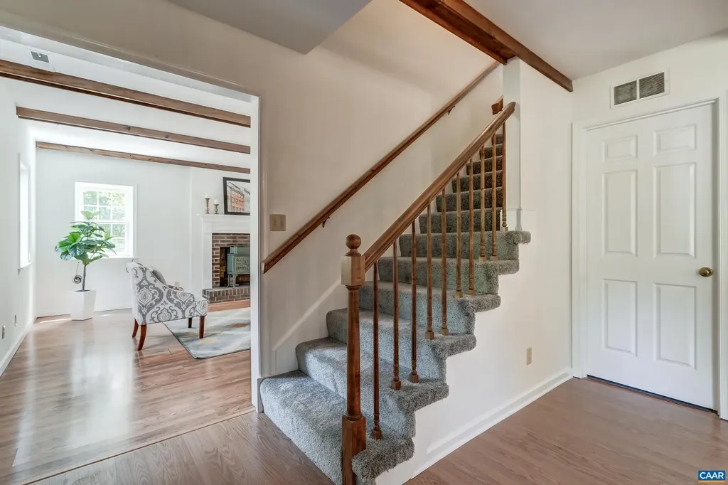 3665 Country Lane Charlottesville VA 22901